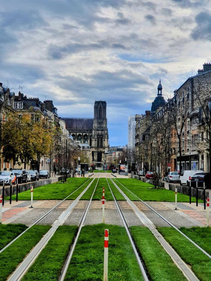 Appartement Premium Dans Une Belle Demeure - Hyper Centre-Ville De Reims Dış mekan fotoğraf
